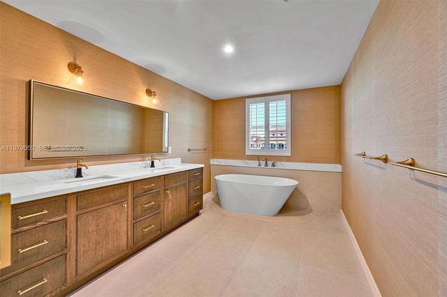 13637 Deering Bay Drive 261, Coral Gables, FL 33158