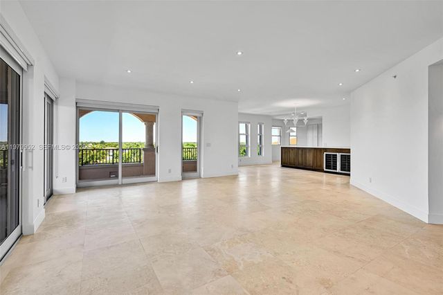 13637 Deering Bay Drive 261, Coral Gables, FL 33158