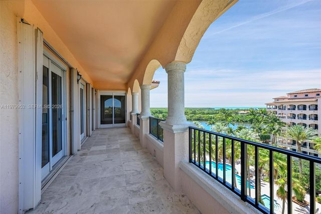 13637 Deering Bay Drive 261, Coral Gables, FL 33158
