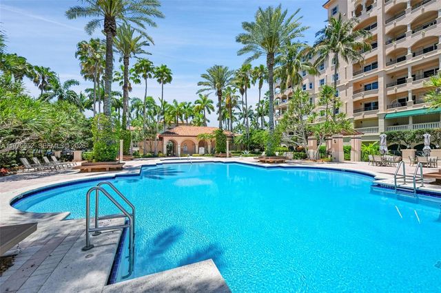 13637 Deering Bay Drive 261, Coral Gables, FL 33158