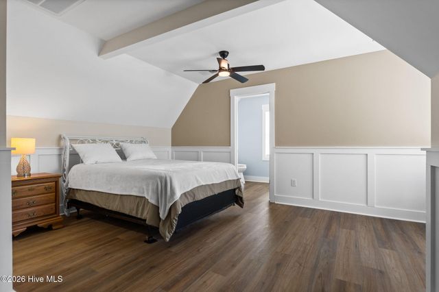 1220 N Middleton Drive NW, Calabash, NC 28467