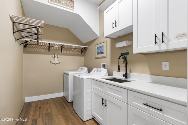 1220 N Middleton Drive NW, Calabash, NC 28467