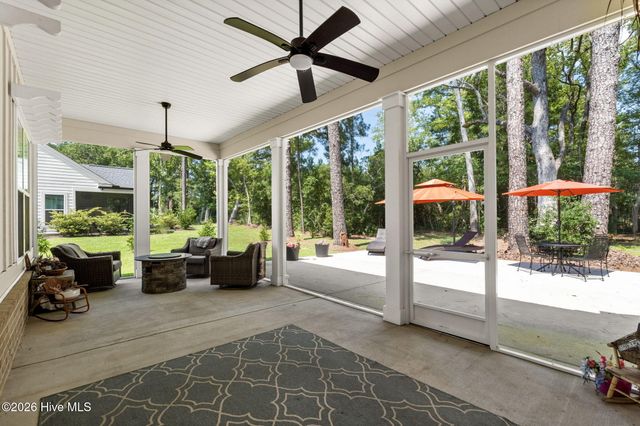 1220 N Middleton Drive NW, Calabash, NC 28467