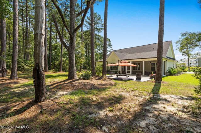 1220 N Middleton Drive NW, Calabash, NC 28467