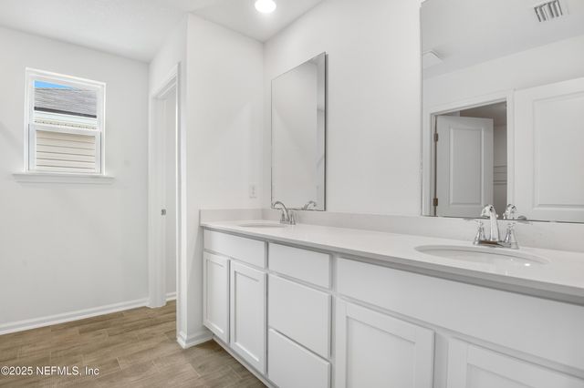 6024 ORACLE Court, Jacksonville, FL 32205