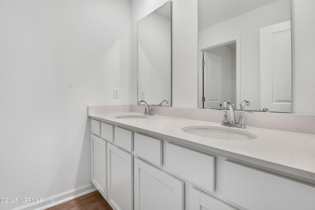 6024 ORACLE Court, Jacksonville, FL 32205