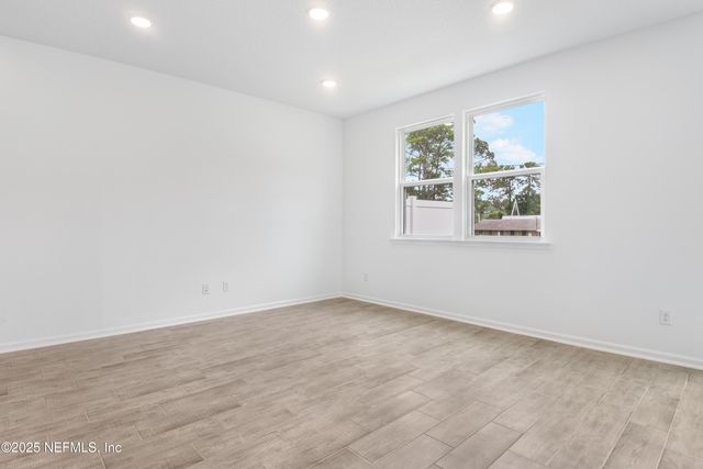 6024 ORACLE Court, Jacksonville, FL 32205