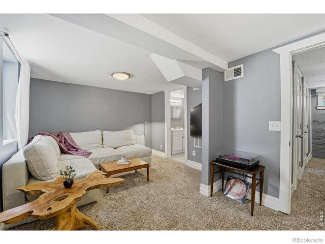 1866 S Lincoln Street, Denver, CO 80210