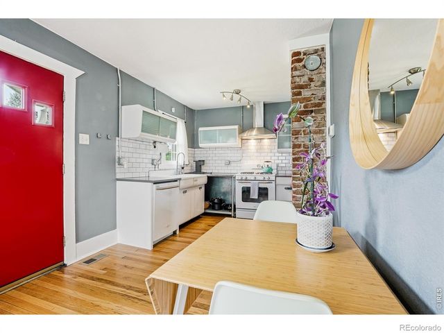 1866 S Lincoln Street, Denver, CO 80210