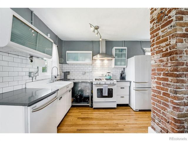 1866 S Lincoln Street, Denver, CO 80210