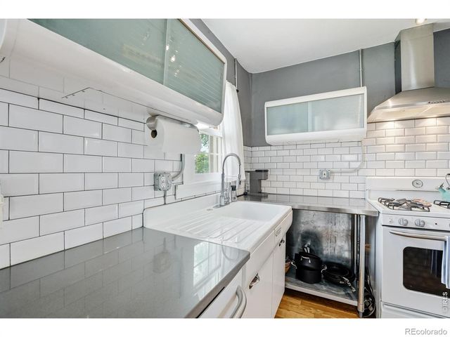 1866 S Lincoln Street, Denver, CO 80210