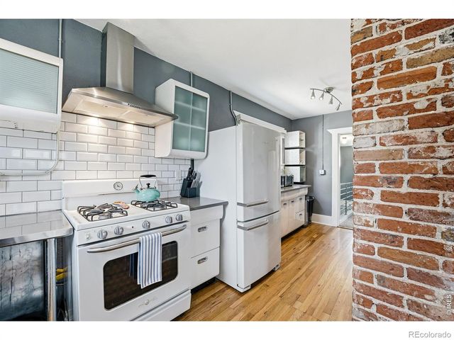 1866 S Lincoln Street, Denver, CO 80210