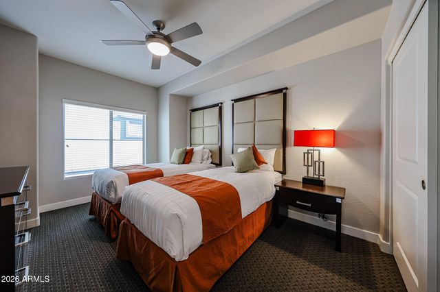 5450 E DEER VALLEY Drive 3172, Phoenix, AZ 85054