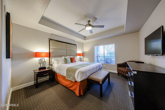 5450 E DEER VALLEY Drive 3172, Phoenix, AZ 85054