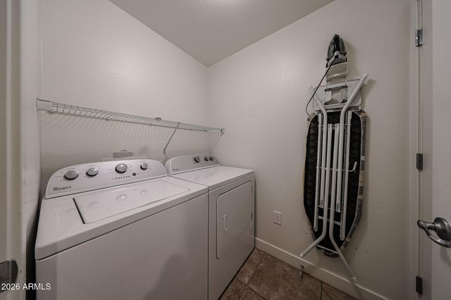 5450 E DEER VALLEY Drive 3172, Phoenix, AZ 85054