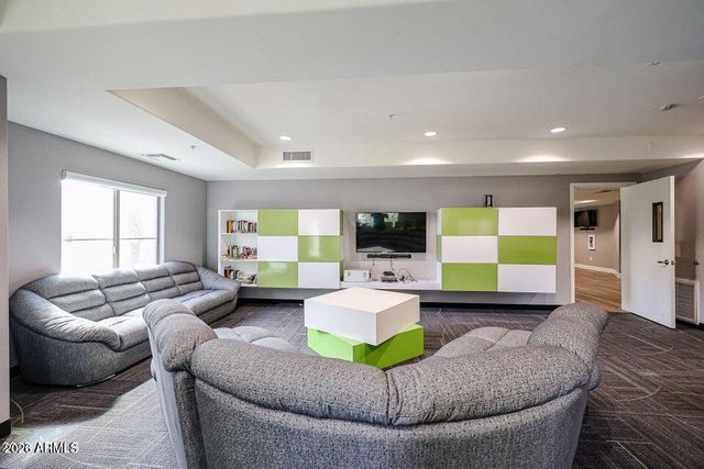 5450 E DEER VALLEY Drive 3172, Phoenix, AZ 85054