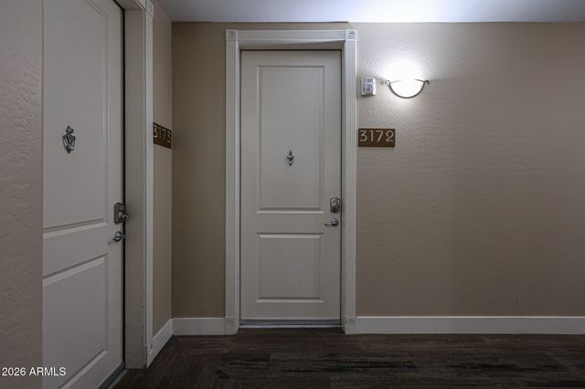 5450 E DEER VALLEY Drive 3172, Phoenix, AZ 85054