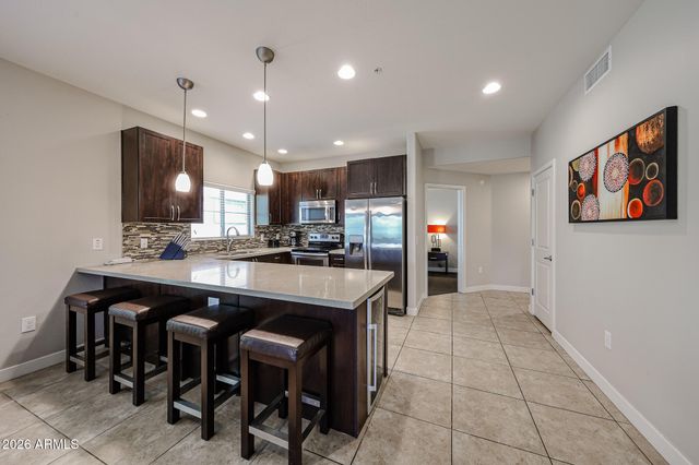 5450 E DEER VALLEY Drive 3172, Phoenix, AZ 85054