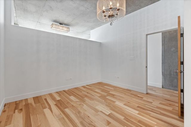 1720 S Michigan Avenue 805, Chicago, IL 60616