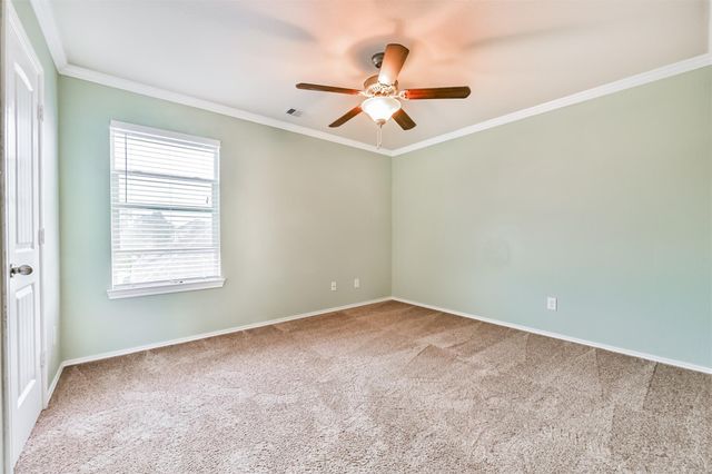 3041 Heather Grove Lane, Dickinson, TX 77539