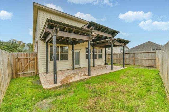 3041 Heather Grove Lane, Dickinson, TX 77539