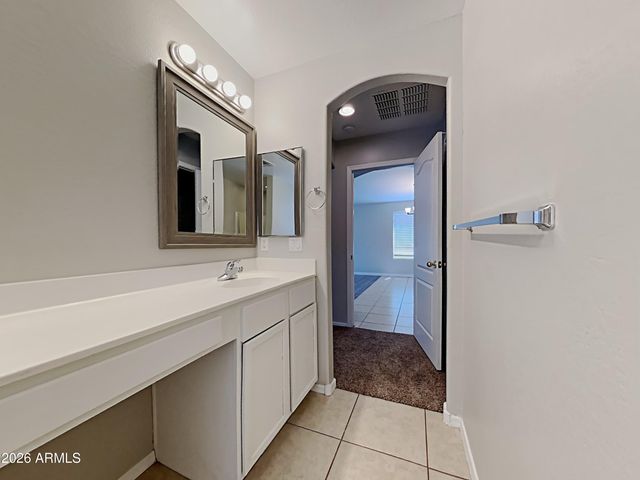 7911 S 48TH Lane, Laveen, AZ 85339