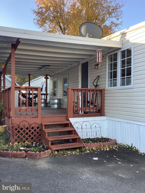 7800 TAYLOE DR #95, Manassas, VA 20112