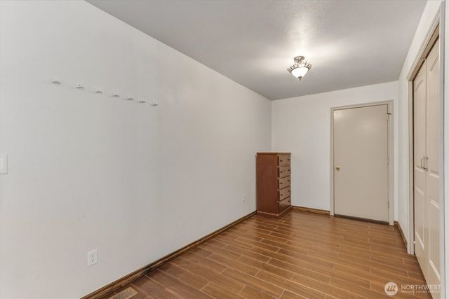 2427 Hickory Avenue, Longview, WA 98632