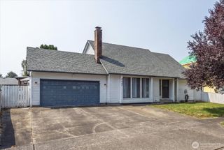 2427 Hickory Avenue, Longview, WA 98632