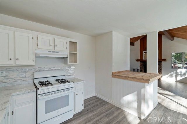 32142 Hunsaker Way, Running Springs, CA 92382