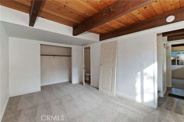 32142 Hunsaker Way, Running Springs, CA 92382