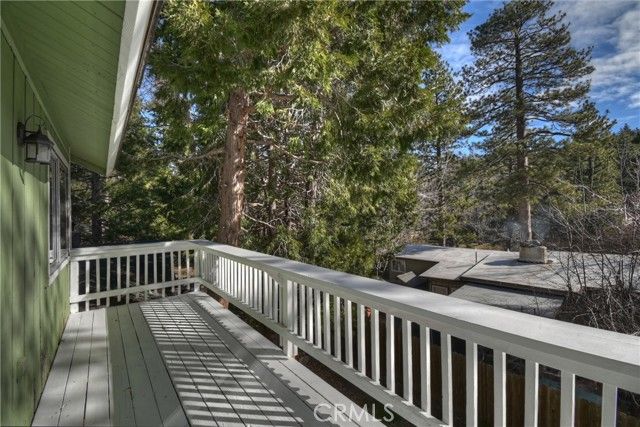 32142 Hunsaker Way, Running Springs, CA 92382