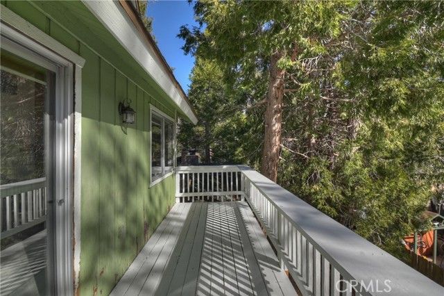 32142 Hunsaker Way, Running Springs, CA 92382