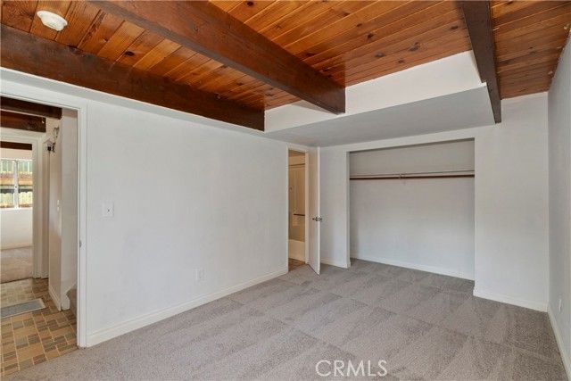 32142 Hunsaker Way, Running Springs, CA 92382