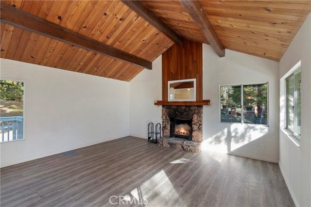 32142 Hunsaker Way, Running Springs, CA 92382