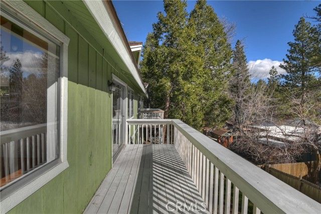 32142 Hunsaker Way, Running Springs, CA 92382