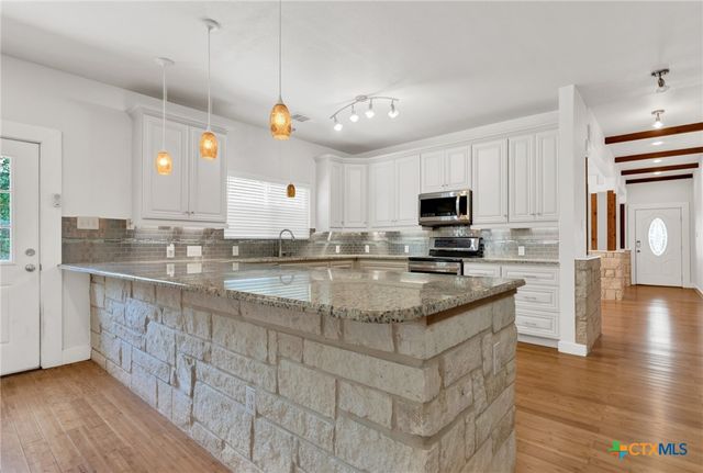 3330 Charleston Lane, Cibolo, TX 78108