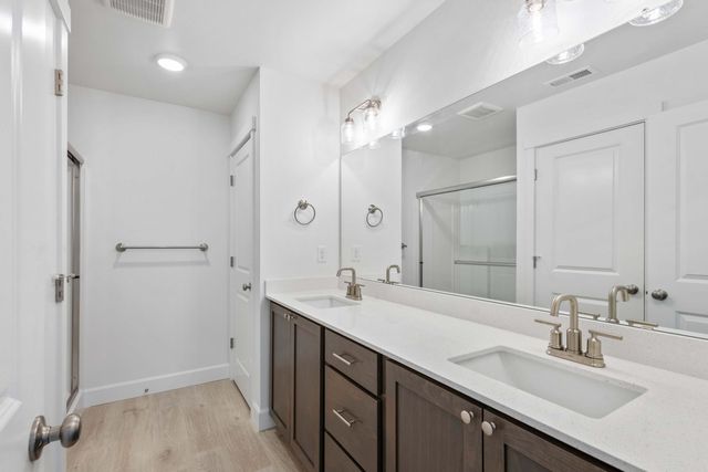 4136 SW Pumice Avenue 74, Redmond, OR 97756