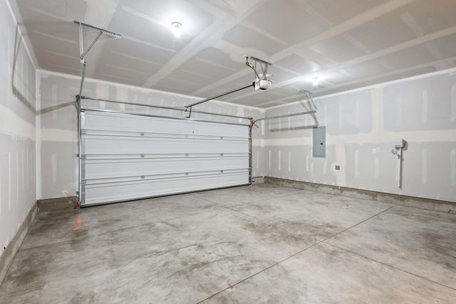 4136 SW Pumice Avenue 74, Redmond, OR 97756