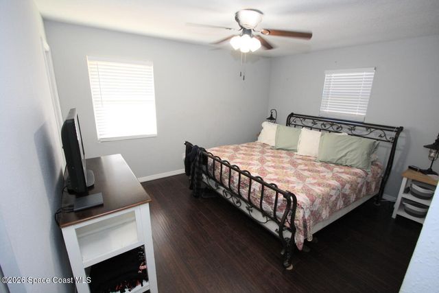 8205 93rd Avenue, Vero Beach, FL 32967