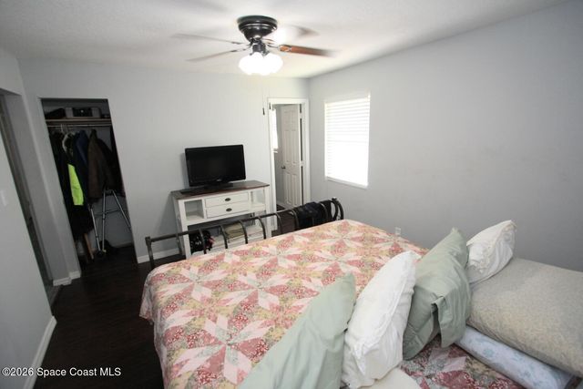 8205 93rd Avenue, Vero Beach, FL 32967