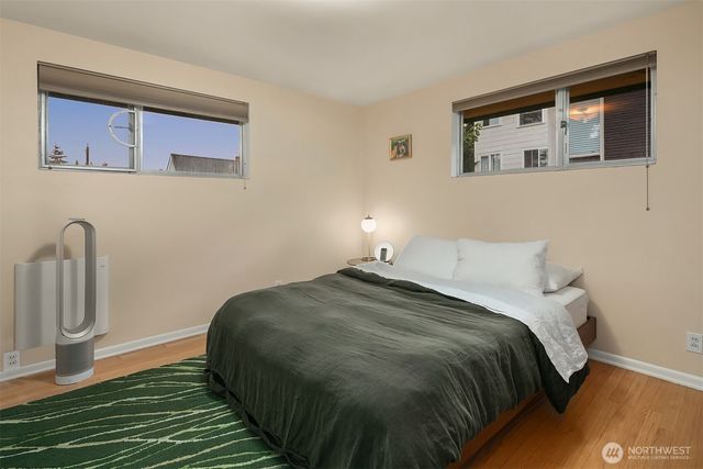921 N 85th Street, Seattle, WA 98103