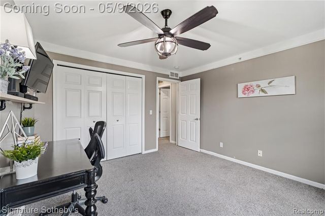 601 Village Lane, Milford, MI 48381