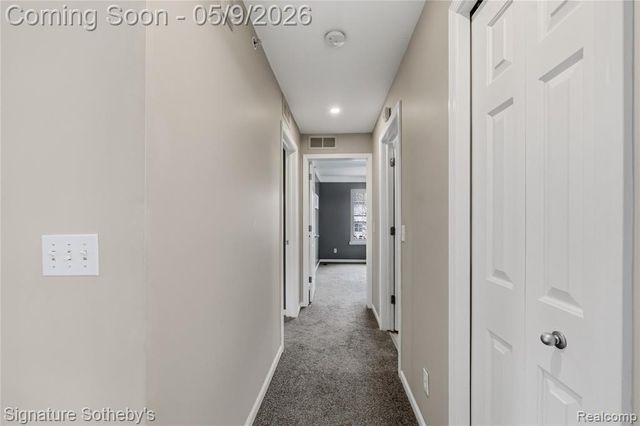 601 Village Lane, Milford, MI 48381