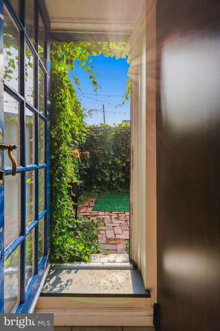 402 S DALLAS ST, Baltimore, MD 21231