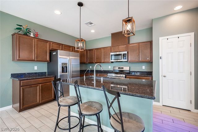 1905 Rini Ridge Avenue, North Las Vegas, NV 89031