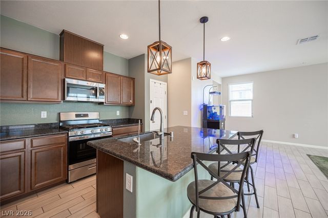 1905 Rini Ridge Avenue, North Las Vegas, NV 89031