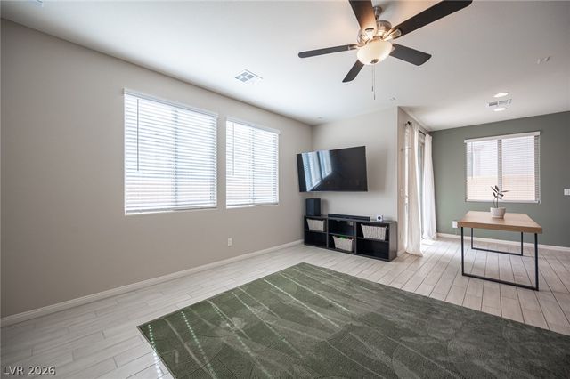 1905 Rini Ridge Avenue, North Las Vegas, NV 89031