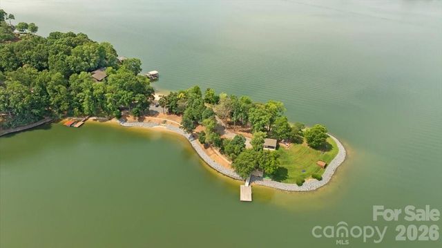 235 Shoreline Parkway, Tega Cay, SC 29708