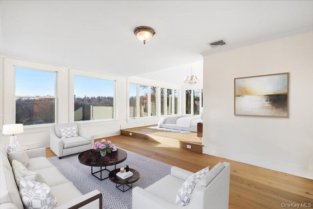 83 Somerstown Road, Ossining, NY 10562